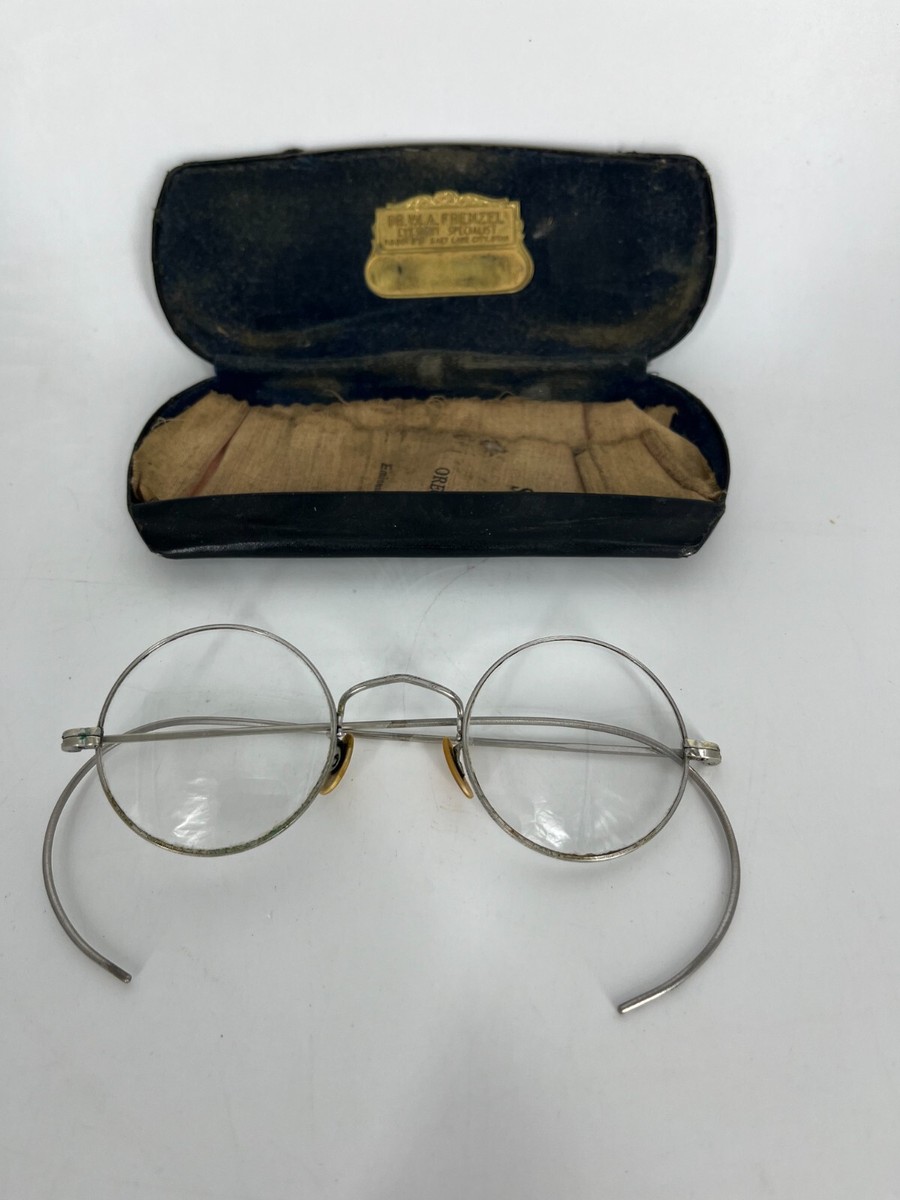 Antique metal wire rimmed eyeglasses and case Wire Rim Vintage Eye Glasses with Case. For Sale at Ruby Lane main image 4
