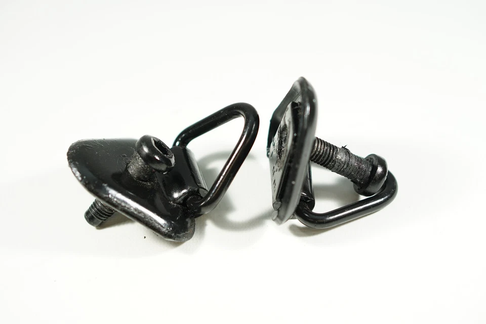 Gancho de retención de red de carga para alfombras OEM 2001-2014 Escalade Tahoe Yukon ✅ Foto 3 de 4