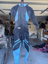 Wetsuit Girls Very Close To Size 14 Maybe One Size Smaller