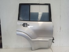 Porte arrière et accessoires Mitsubishi MONTERO