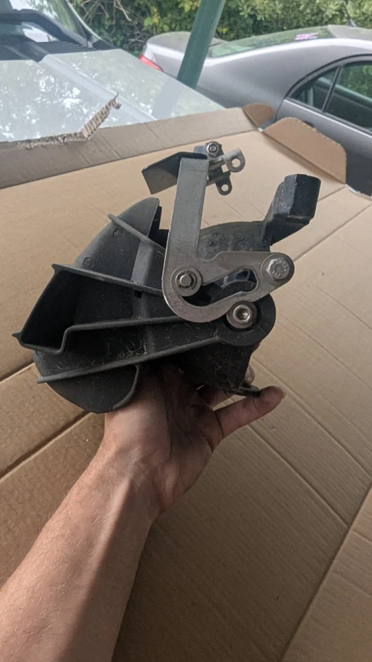 OEM POLARIS SLT 750 PUERTA INVERSA y BOQUILLA Foto 2 de 4