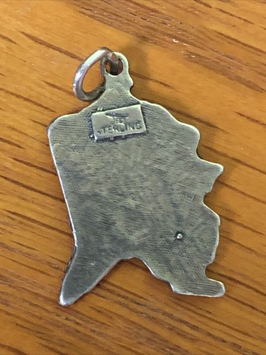 Estate Find, Sterling Bell Trading Post Souvenir Alaska Charm/Pendant - Picture 10 of 12