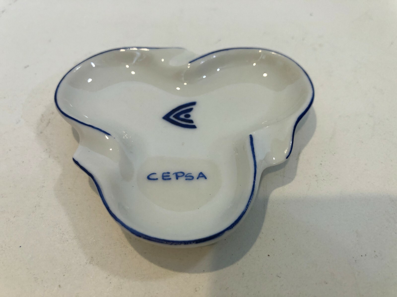 Vintage Rare Spanish Pintado a Mano Cepsa 2 Small Dish & 3 Covered Boxes