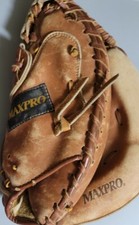 Maxpro Fast Grip Pocket Catchers Mitt Pre-owned