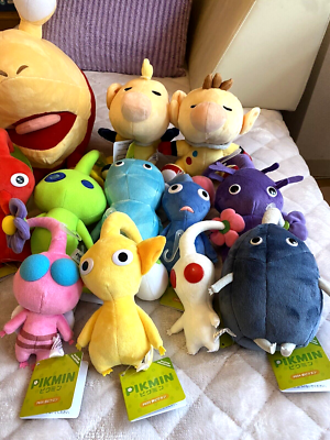 Nintendo Tokyo/Osaka Pikmin Plush Set of 13 All Star Collection