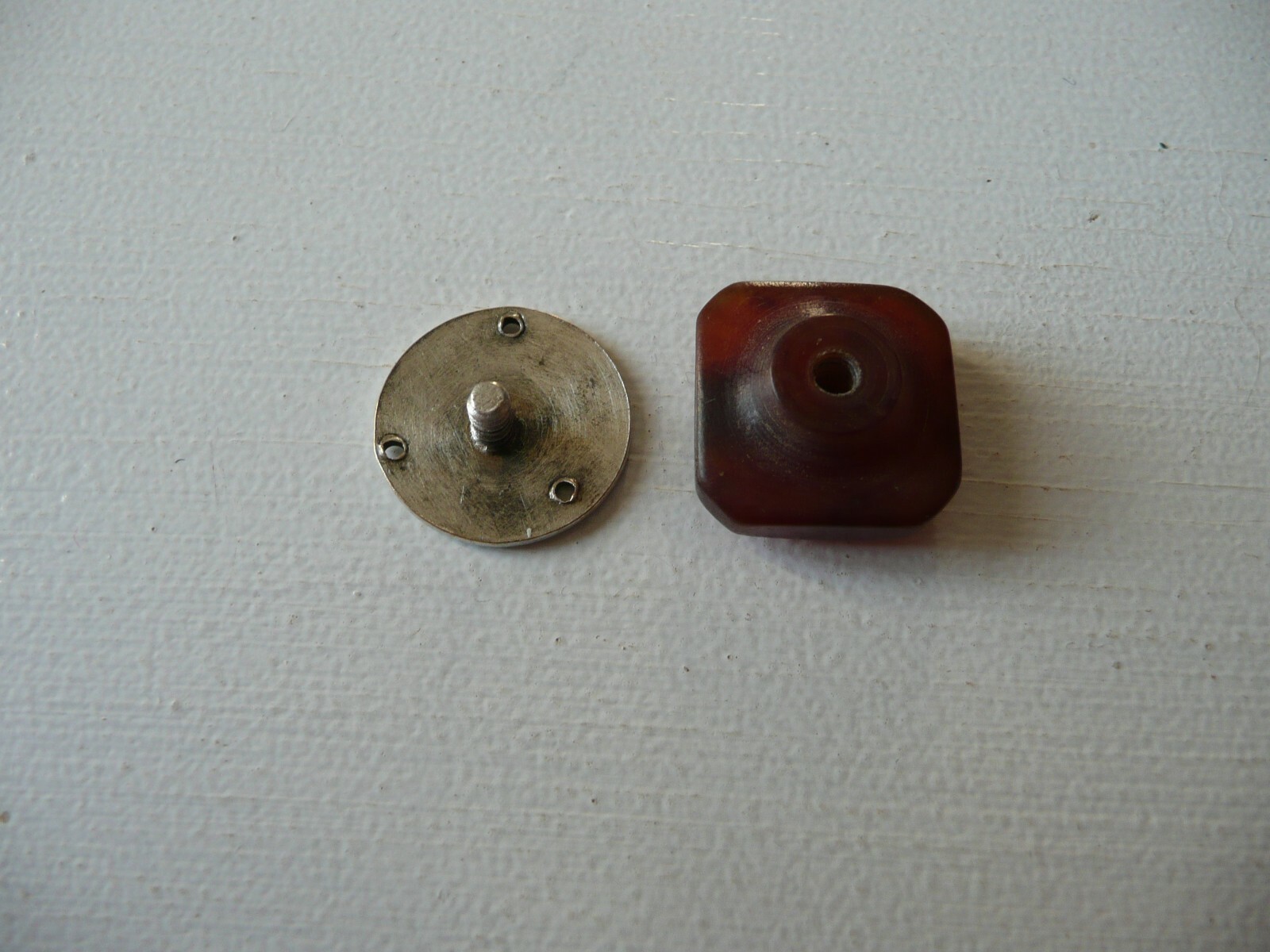 Picture 3 of 4