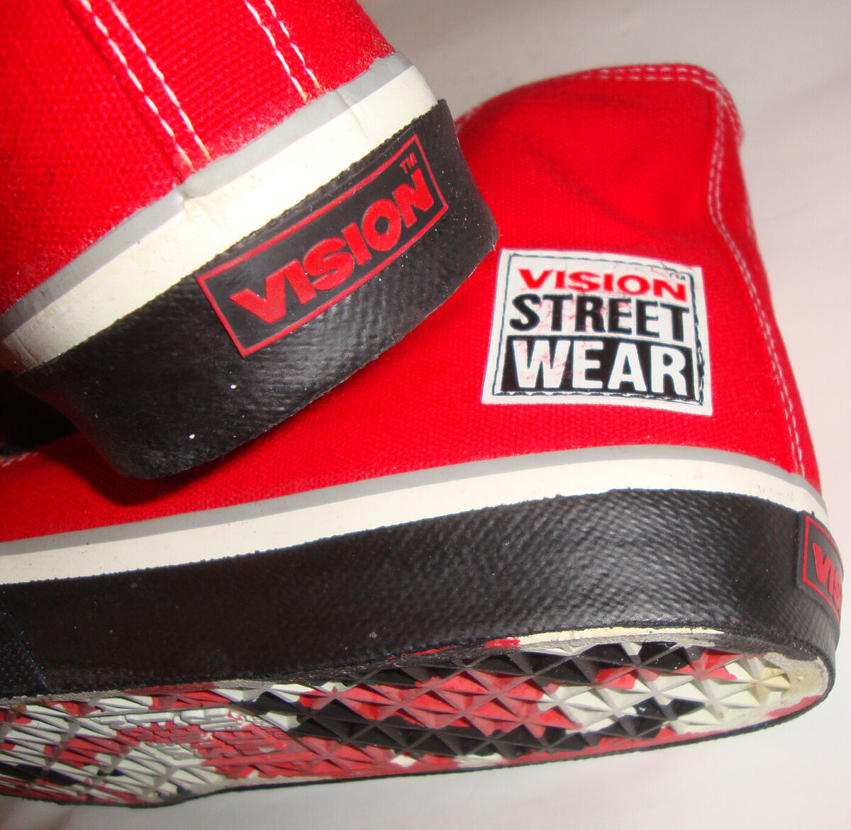 VISION STREET WEAR Hi Tops Red 6 UK / 7 USA '80s Old School VISION STREET WEAR Hi Tops Red 6 UK / 7 USA '80s Old School