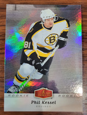 2007 Fleer Flair Showcase hockey rookie update #303 Phil Kessel Bruins