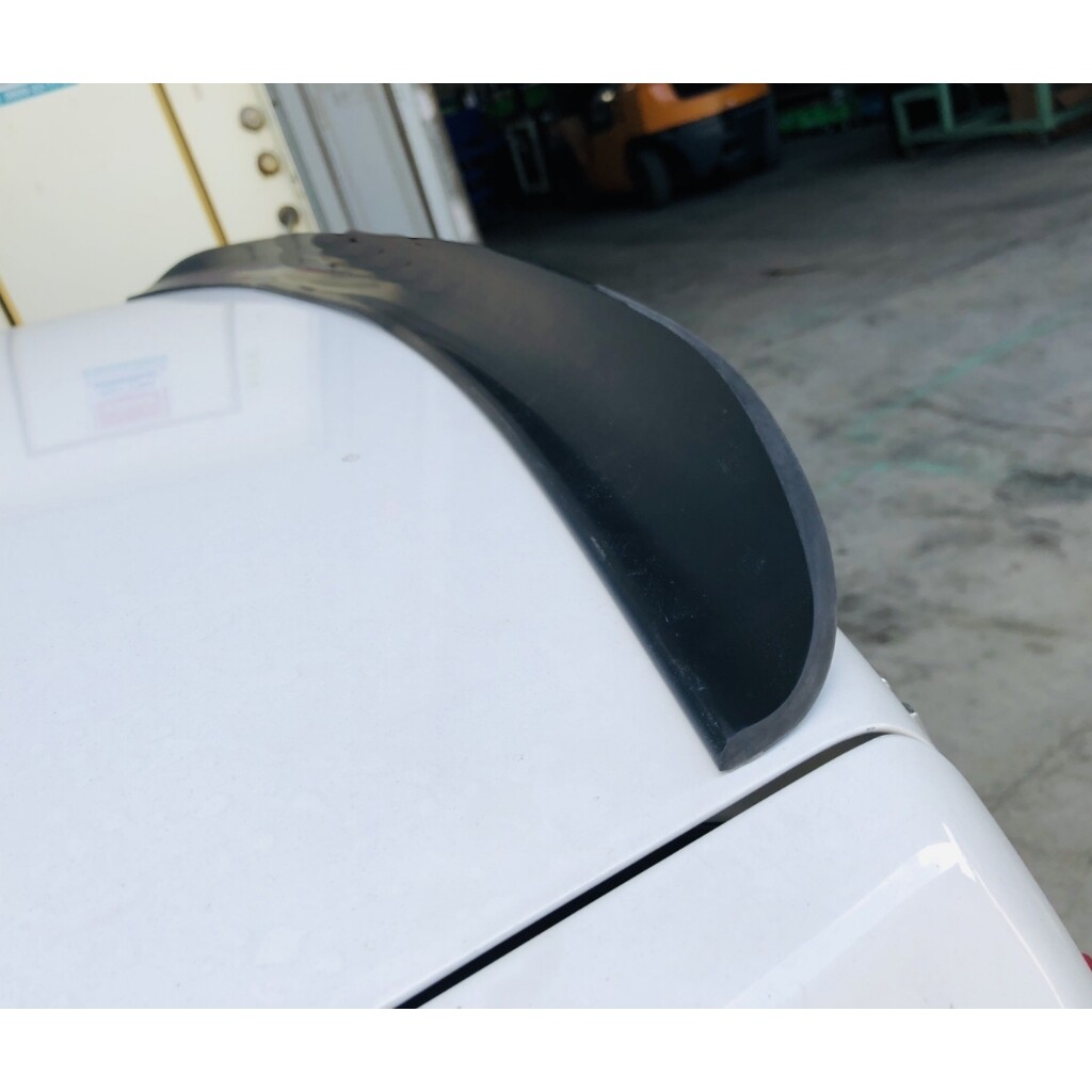 Universal 46" Rear Trunk Lip Spoiler - Duckbill Wing, Unpainted Black, No Drill Required