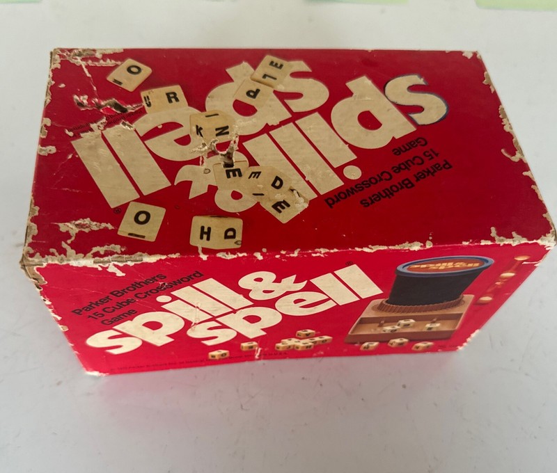 Spill & Spell Game Vintage 1972 Parker Brothers, All 15 Cubes, FAST SHIPPING!