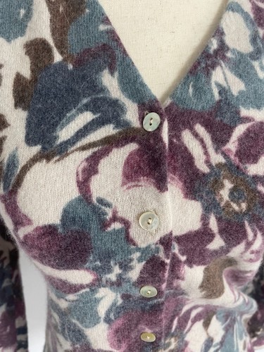 Sarah Spencer Cardigan Floral Lambswool Angora Hair Sweater S Soft Button EUC - Picture 7 of 7