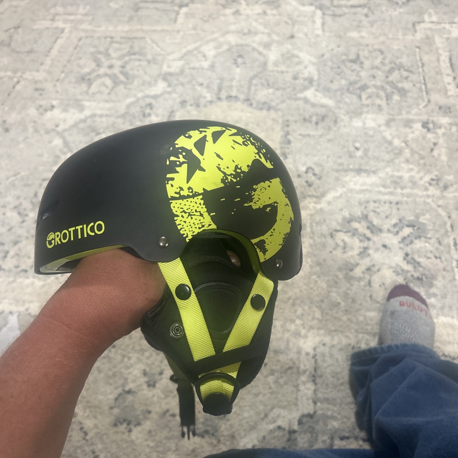 Youth Grottico Snow Sport Helmet