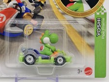 Hot Wheels Mario Kart Yoshi Standard Kart 1:64 Diecast Car New