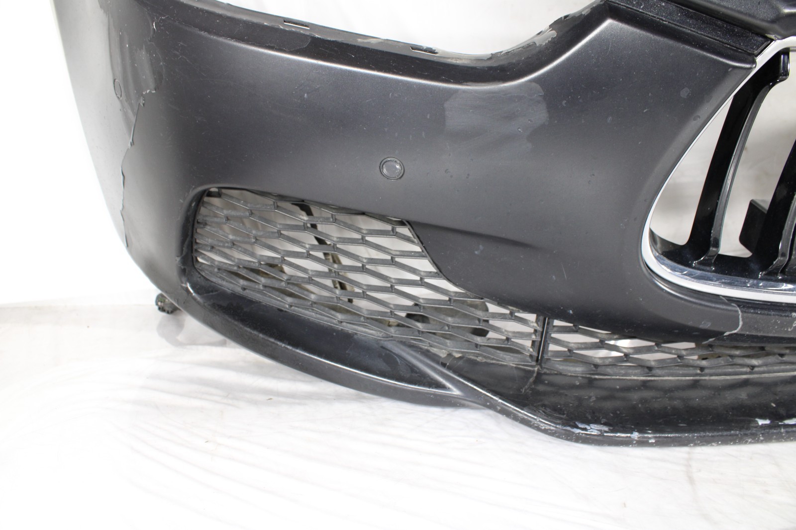 🚀 14-17 Maserati Ghibli Front Bumper Cover Complete W/Grills & Sensor Black OEM