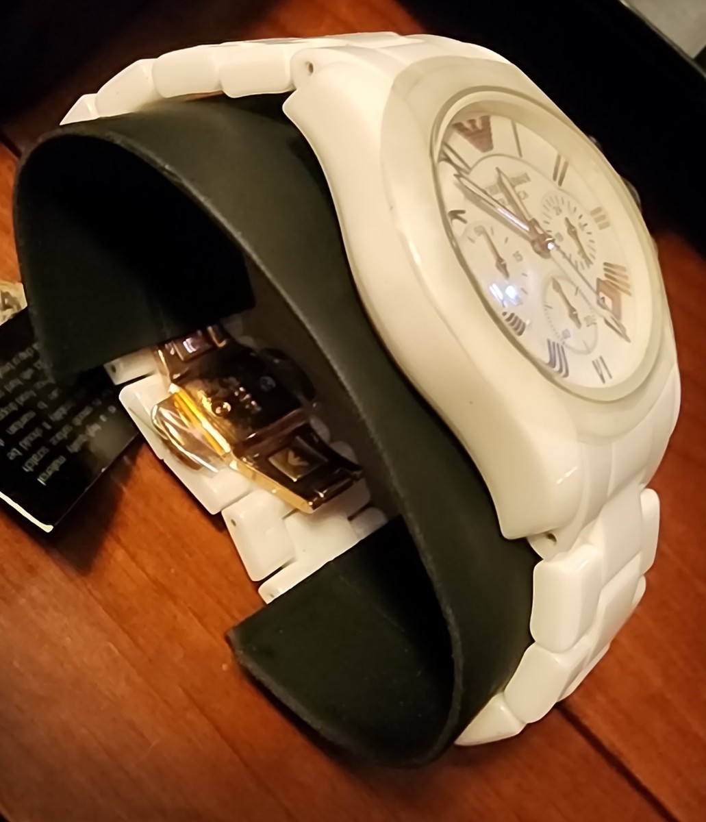 NEW IN BOX EMPORIO ARMANI Ceramica White AR1416 Quartz analog