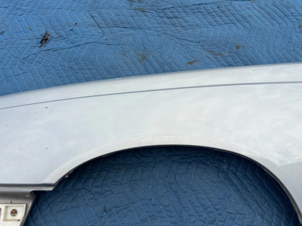 1998 - 2000 沃尔沃 S70 V70 XC 发球杆左 LH 挡泥板银色原始设备制造商 #3106EM — 第 4/4 张图片