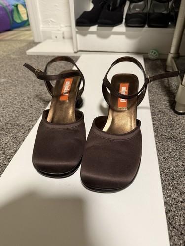 Vintage Unlisted Kenneth Cole size 7 fabric brown heels mary jane bratz y2k 90s