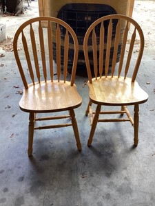 Oak Dining Side Chair Set of 2 Basic in Good Condition Some Flaws