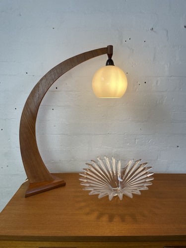 1960s Echo Style Teak Table Lamp With Globe Shade - Picture 11 of 11