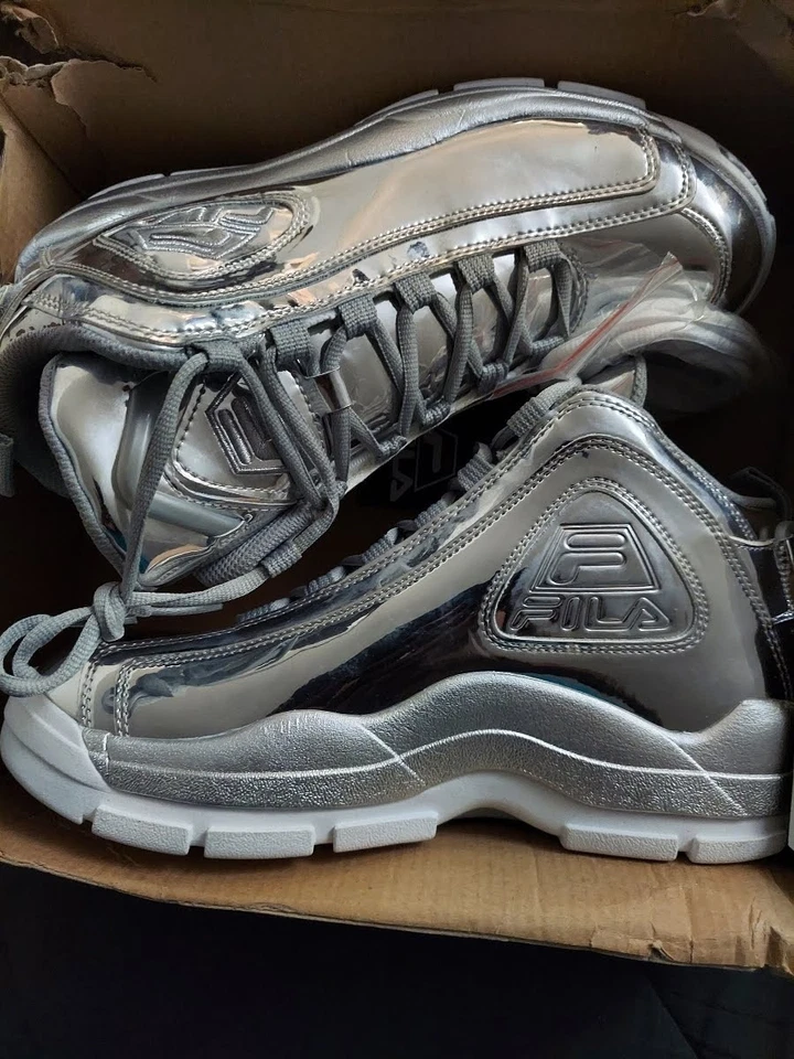 MSRP $189 Fila Grant Hill 2 Metallic Basketball Shoes Men’s Size 10, New - Image 2 of 4