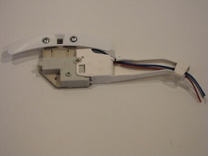 Türverriegelung Türschloss 12403490 Waschmaschine AEG 7400