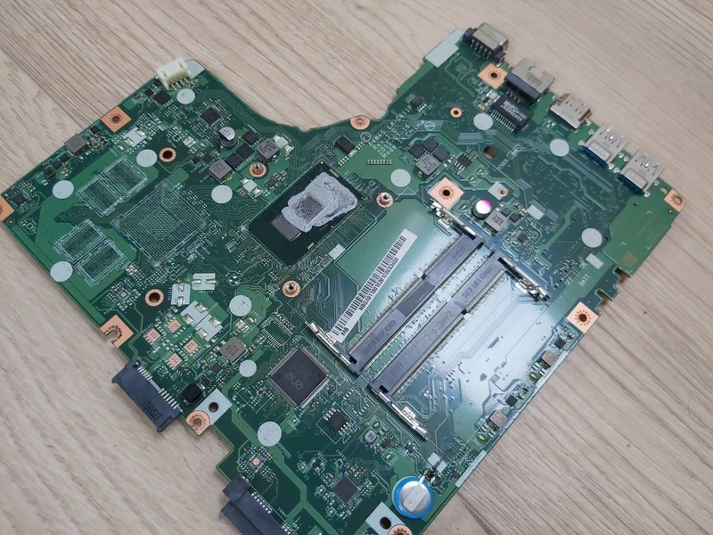 [For parts/repair] Acer LA-C611P N15C1 TMP248-M i3-6100U Motherboard Motherboard- 3