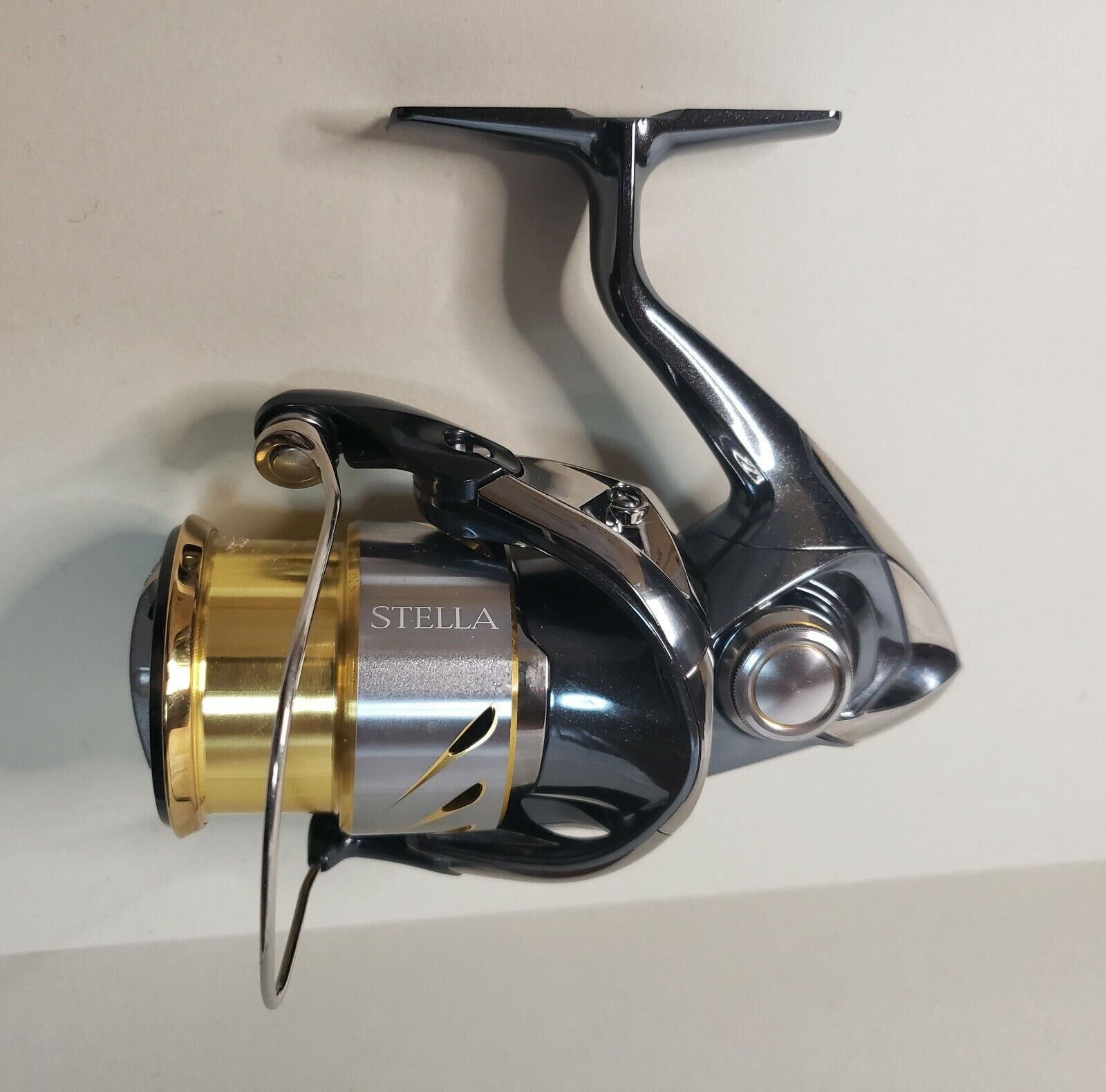 Shimano STELLA 14 2500S Fishing Reel Excellent From Japan