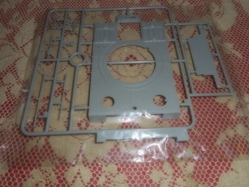 DRAGON 6253, 1/35 TIGER I LATE PRODUCTION 3 IN 1 PLASTIC MODEL KIT - Picture 15 of 18