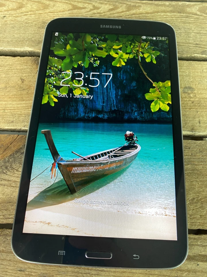 Samsung SM-T310 Tablet 8" Screen 16GB + 16GB Micro SD Card. - Image 3 of 4