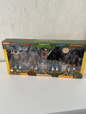 NECA - TMNT Teenage Mutant Ninja Turtles Punk Disguise - lot 4 figurines neuf - Photo 1/4