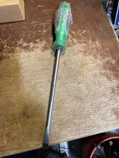 Matco Tools SPOGR128C GREEN Flat Tip Straight Blade Screwdriver NOS Germany