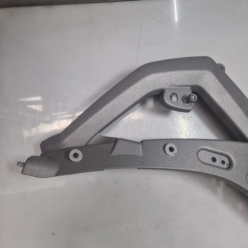 BMW R1200GS K50 K51 Front Left Headlight Fairing Mount Bracket 8528673 OEM - Picture 4 of 6