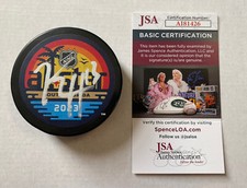 PHILADELPHIA FLYERS- KEVIN HAYES AUTOGRAPH 2023 ALL-STAR LOGO PUCK JSA AI81426