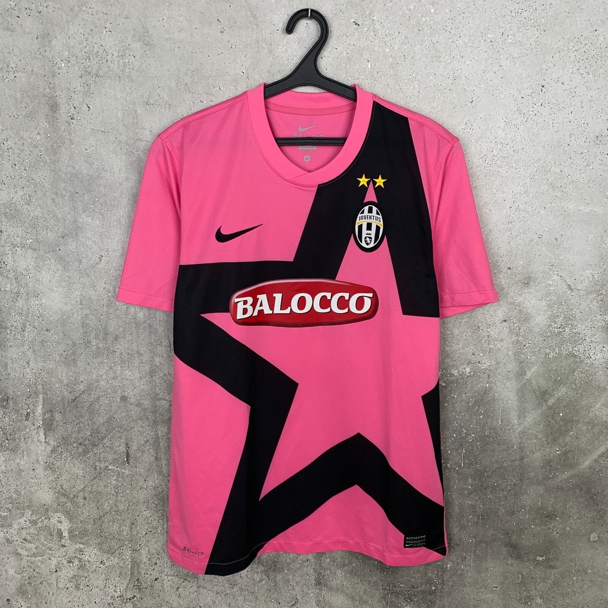 JUVENTUS 2011 2012 AWAY ICONIC PINK FOOTBALL SHIRT NIKE