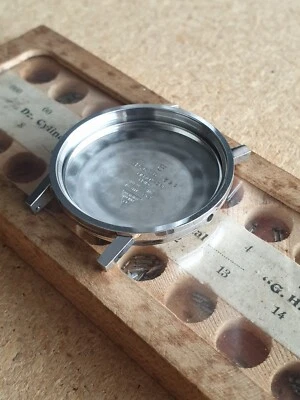 New Old Stock Omega Case, 162.009 NOS, for 565 552 562 mvt.