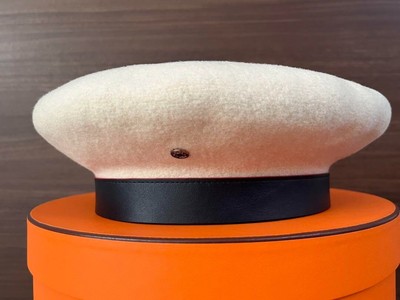 Hermes wool beret Wool beret Hermès Grey size 58 cm in Wool - 48825879 main image 3