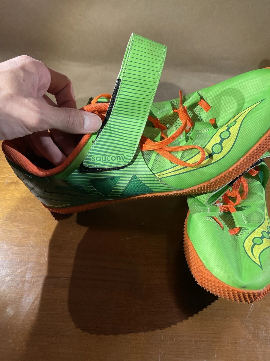 Saucony top discus shoes