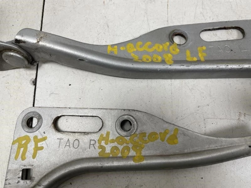 2008 Honda Accord LX ПЕРЕДНЯЯ ЛЕВАЯ И ПРАВАЯ ПЕТЛЯ КАПОТА OEM + - Изображение 4 из 4