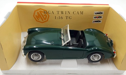 Polistil 1/16 Scale Diecast 058281 - MGA Twin Cam - Green - Picture 4 of 5