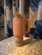 Stanley x Target Creamsicle 40oz Quencher H2.0 Flowstate Tumbler NWT