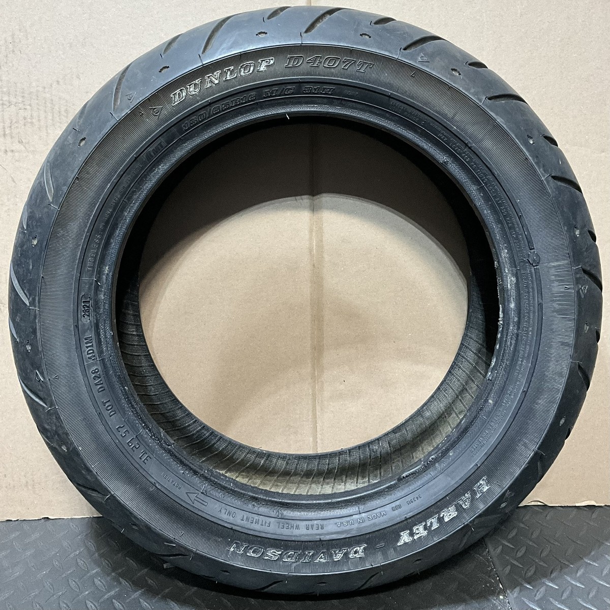 パーツ HARLEY DAVIDSON DUNLOP D407T 180/65B16 Dunlop D407 Rear (T) 180/65 B 16 81H TL (633695) | ARH