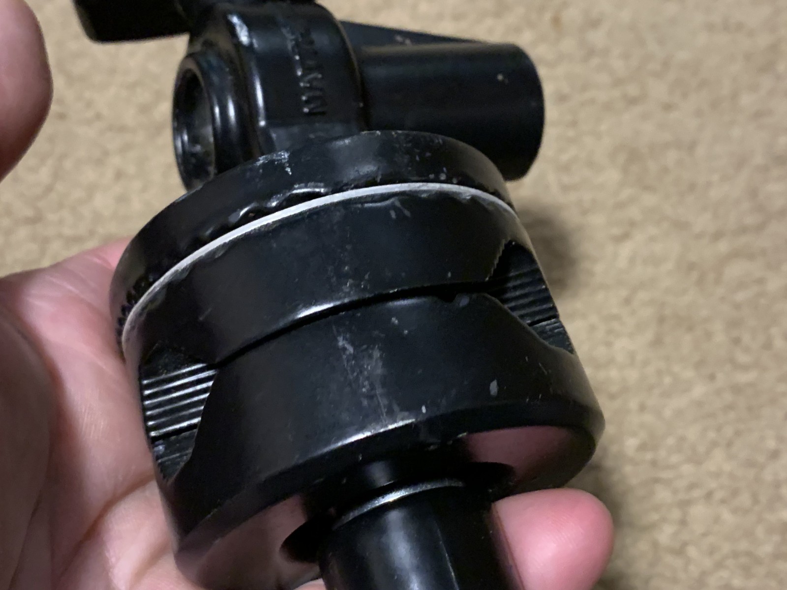 Matthews 2-1/2" Grip Head, Black