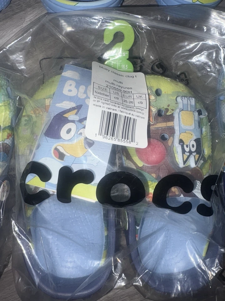 Sandalias con zueco azul Crocs para niños talla 8 niños pequeños zapatos sin cordones de dibujos animados azules Foto 4 de 4