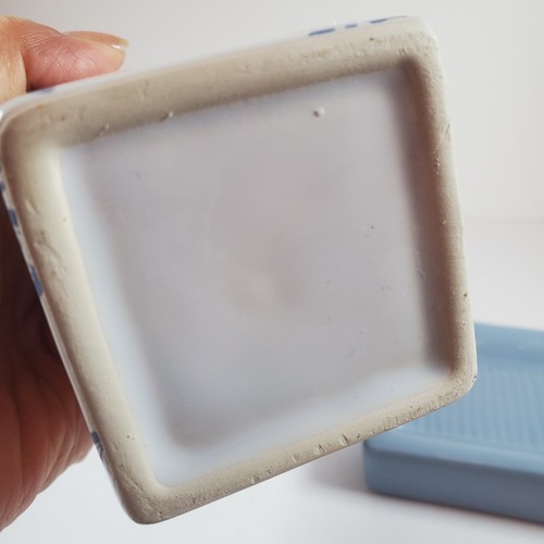 Bathroom Accessories Set Butterflies Blue & White Lotion/Soap/Toothbrush Holder - Picture 5 of 10