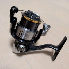 Mulinello da spinning Shimano 12 Vanquish 2500HGS Made in Japan usato