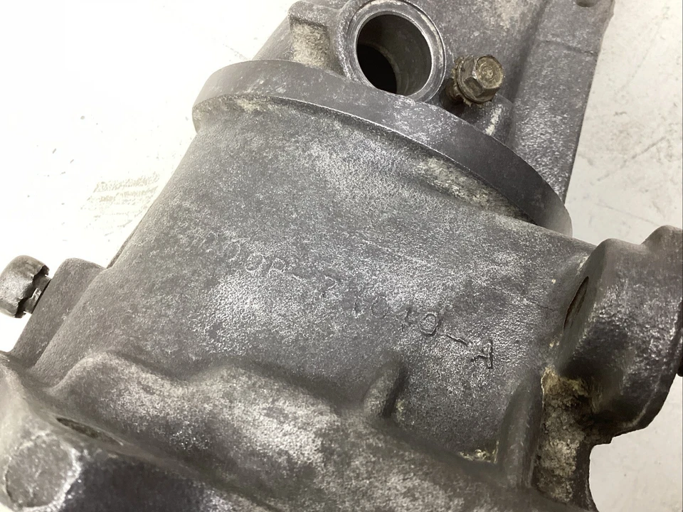 Ford Mustang C4 1970-1974 transmisión automática eje trasero carcasa D0op-7A040-A Foto 3 de 4