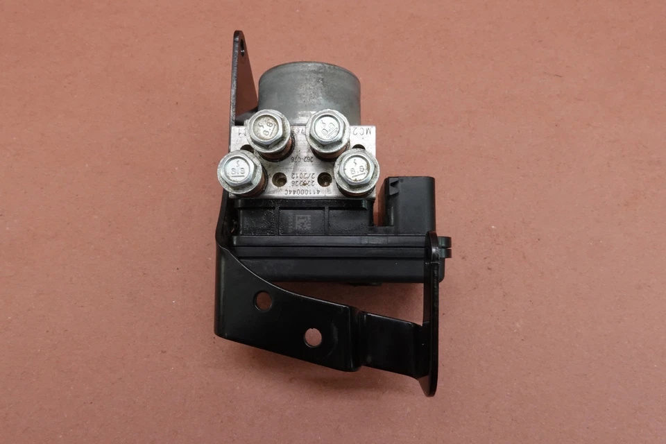 Harley Davidson Heritage Classic 2018-2022 FLHCS ABS bomba modulador de freno Foto 3 de 4