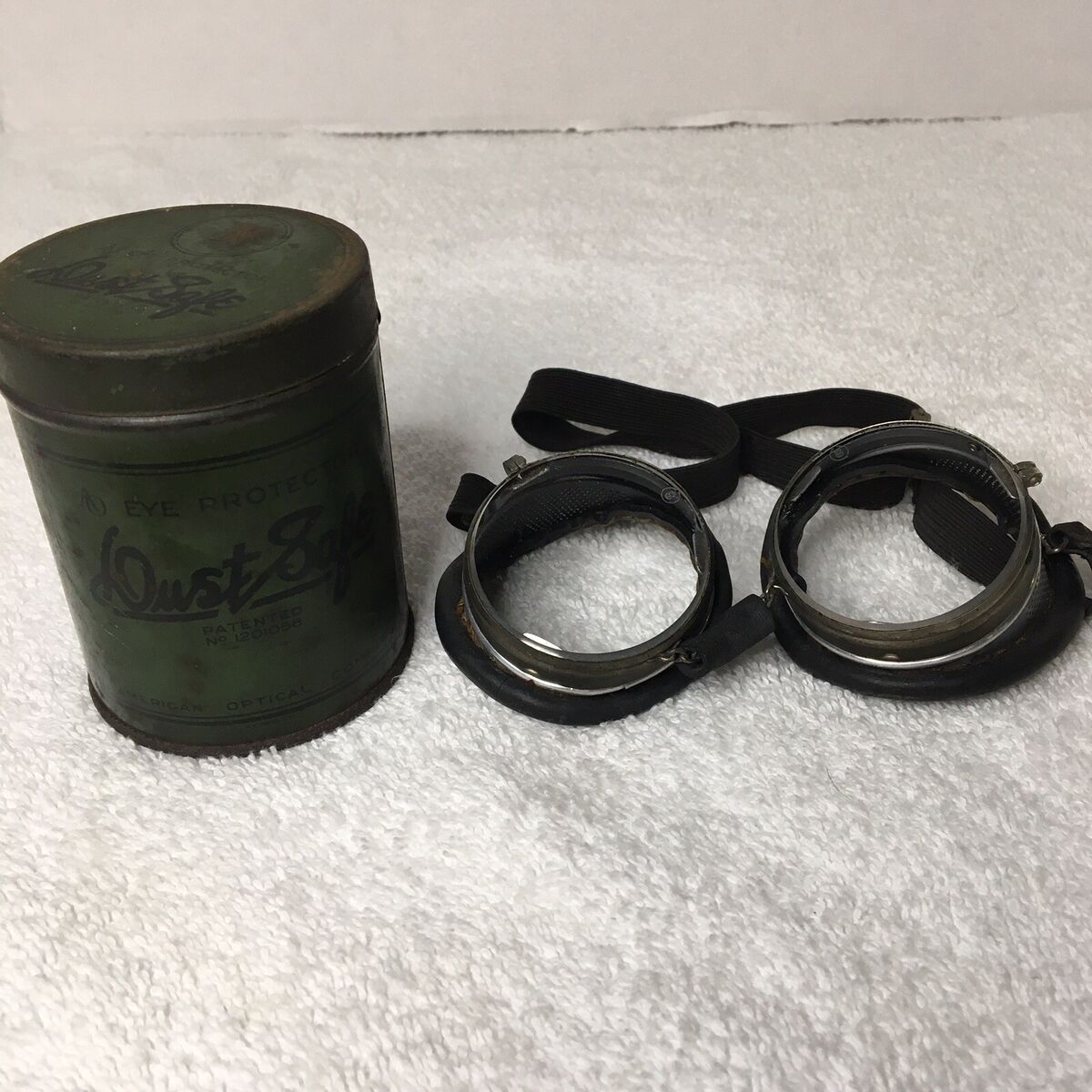 Vintage American Optical Co Eye Protector Dust Safe Goggles Vintage American Optical Co Eye Protector Dust Safe Goggles
