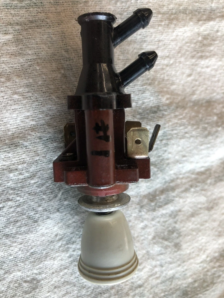 Interruptor de lavadora de parabrisas OEM alemán SWF VW Volkswagen Bug Beetle Ghia años 60 1 Foto 4 de 4
