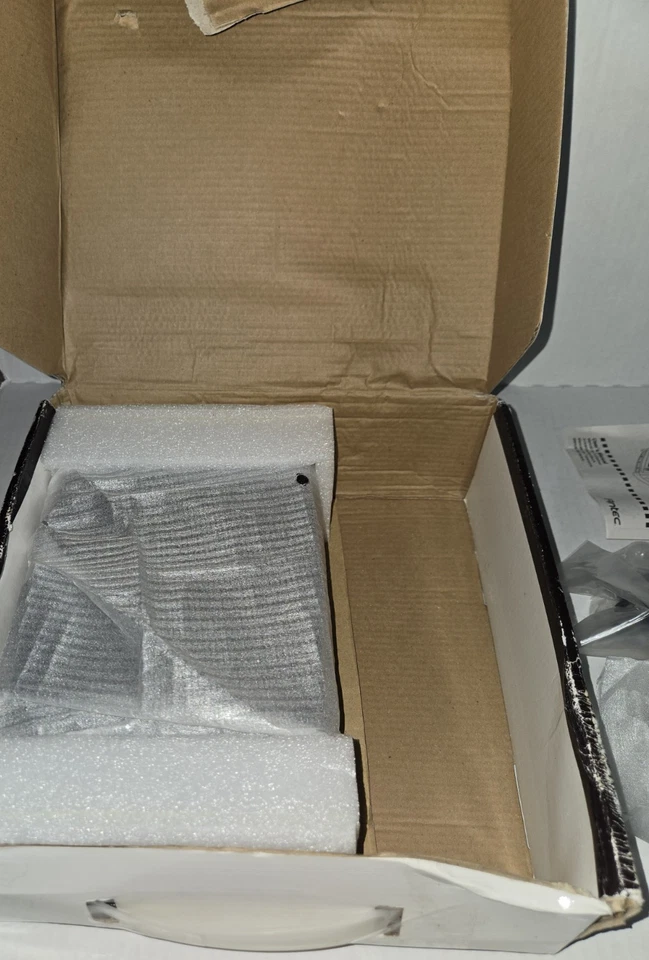 Antec MX-1 Veris 3.5 inch SATA/eSATA/USB2.0 Actively Cooled HDD Enclosure NEW - Image 3 of 4